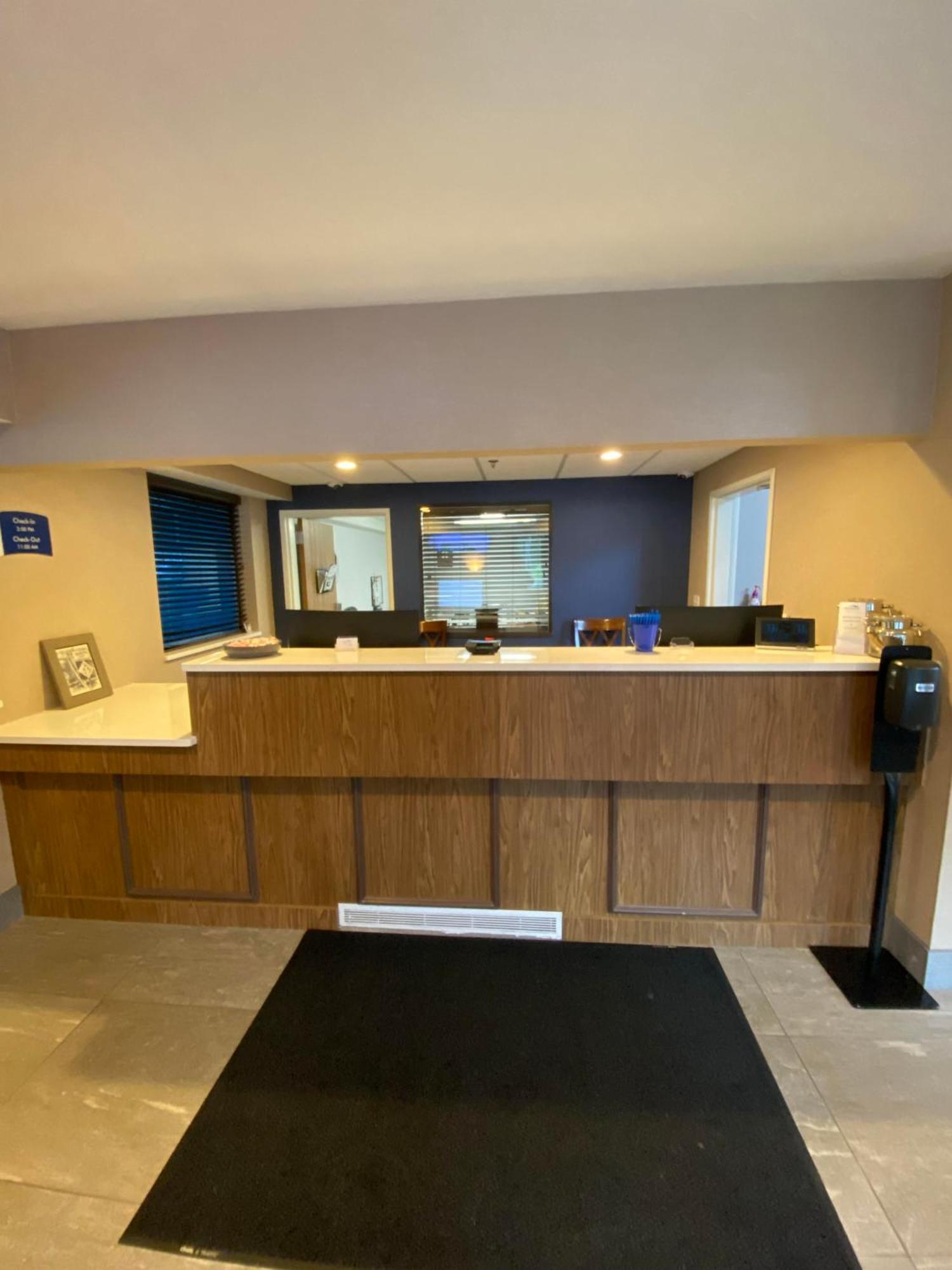 Beachfront Hotel Houghton Lake Exteriér fotografie